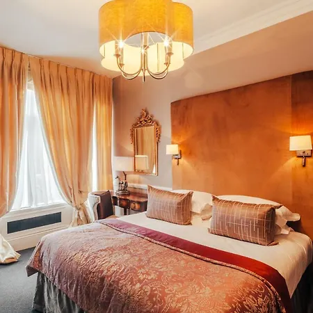 Hotel 11 Cadogan Gardens And The By Iconic Luxury