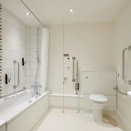 Premier Tower Bridge 3* 런던