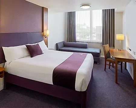 Premier Victoria 3*