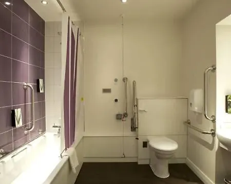 Hotel Premier London Ealing 3*