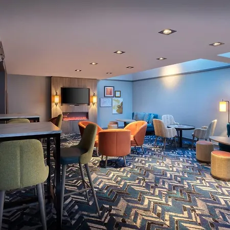 Leonardo London Heathrow Airport 4*