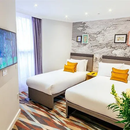Hotell Oliver Plaza