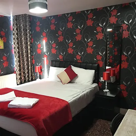 Pacific London Heathrow 2*