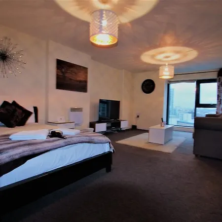 Wharf 2* London