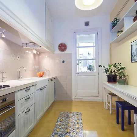 - Whitechapel By Ihg Hotel Londra
