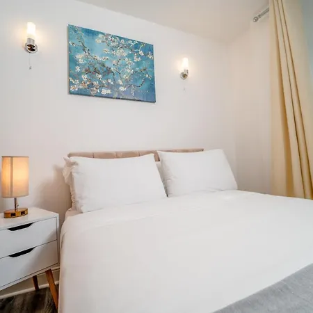 Park Lane Piccadilly Circus Apartment *