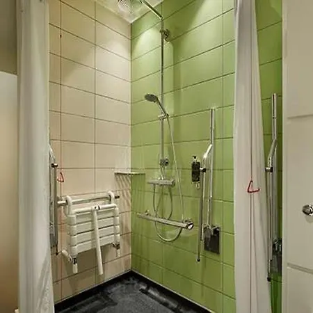 Hub Bank 3* London