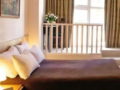 Avni Kensington Hotel 3*