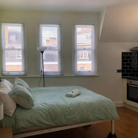 Capital Host- Apartments Euston * London