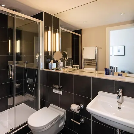Hotel The Resident Soho 4*