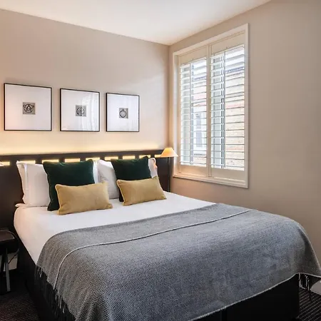 The Resident Soho 4*
