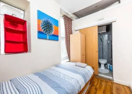 Kensington & Chelsea 2 Bed Zone 1 Aprt Apartment