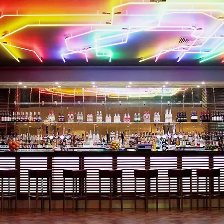Renaissance London Heathrow Hotel Harlington (Greater London)
