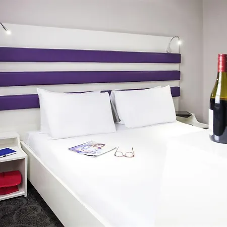 Hotel Ibis Styles London 3*