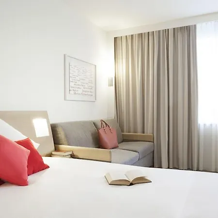 Hotel Novotel London Heathrow Airport M4 Jct. 4