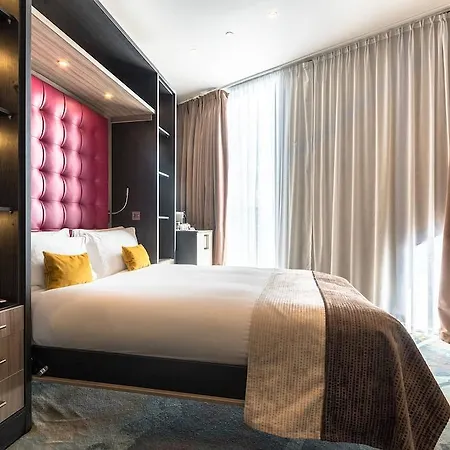 Montcalm East, Autograph Collection Hotel
