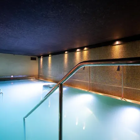 Hotel Crowne Plaza Battersea 4*