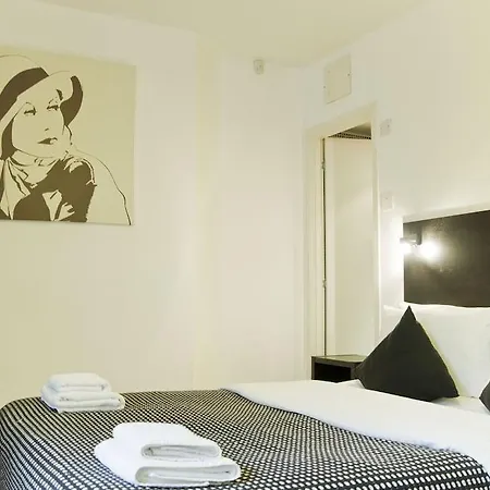 Studios2let Apartment London