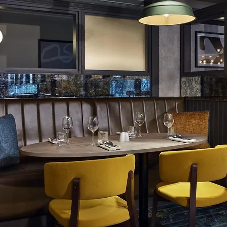 Leonardo Royal Tower Bridge 4* London