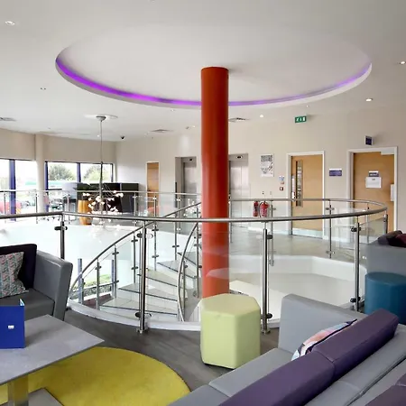 Holiday Express - Newbury Park, An Ihg 3*