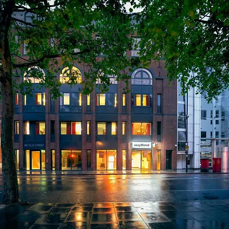 Easyhotel Shoreditch 3*