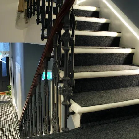 Cg Kensington Hotel 4*