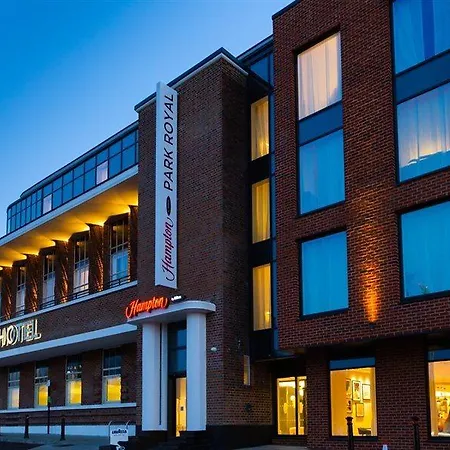 Hotel Hampton By Hilton Park Royal 3*