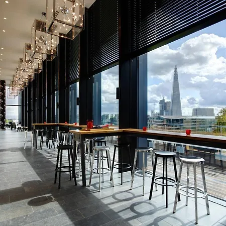 Citizenm Tower Of 4*