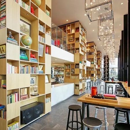 Citizenm Tower Of 4*