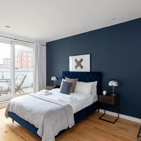 Appartamento - Luxury And Spacious With Balcony *