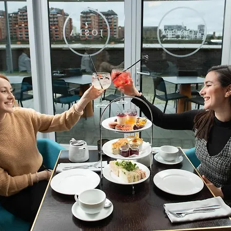 Crowne Plaza Battersea