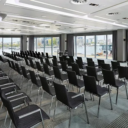 Hotel Crowne Plaza Battersea London
