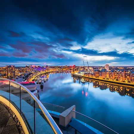 Hotel Crowne Plaza Battersea London