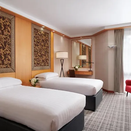 Hotel Millennium And Conference Centre Gloucester 4*