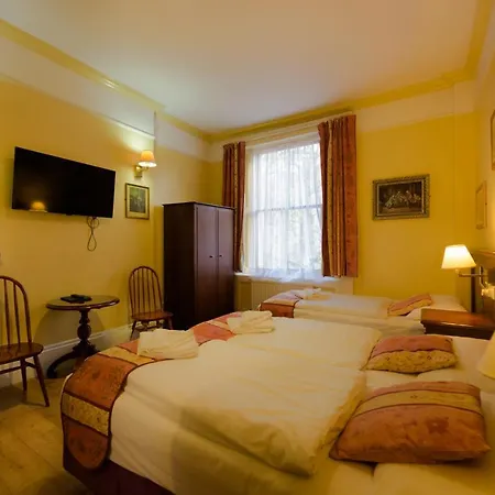 Hotel Dolphin 3*