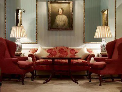 The Sloane Club Отель 4*