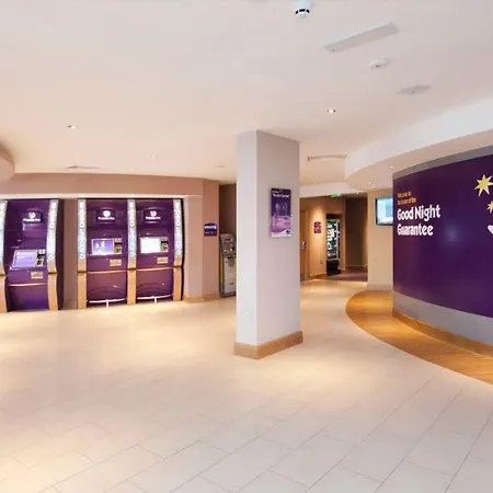 Premier London Heathrow Terminal 5 3* West Drayton (Middlesex)