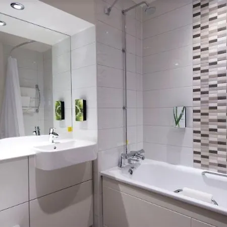 Premier London Hotel