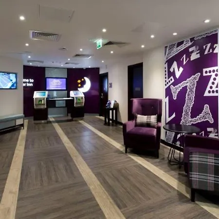 Premier London Hotel