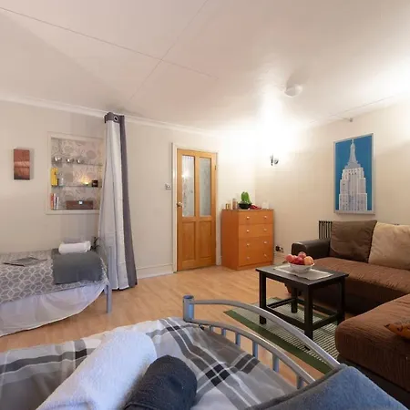 Oasis 77 Kwatera prywatna *