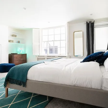 The Euston Square Escape - Modern And Central 4bdr