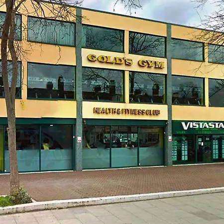 Travelstop #london-ealing *