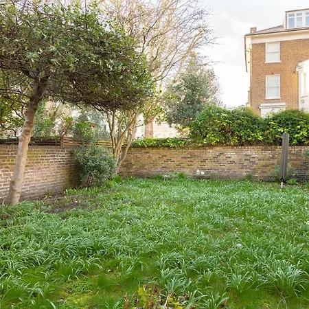 Apartment The Chelsea Arms - Bright 3bdr With Garden & Private Parking
