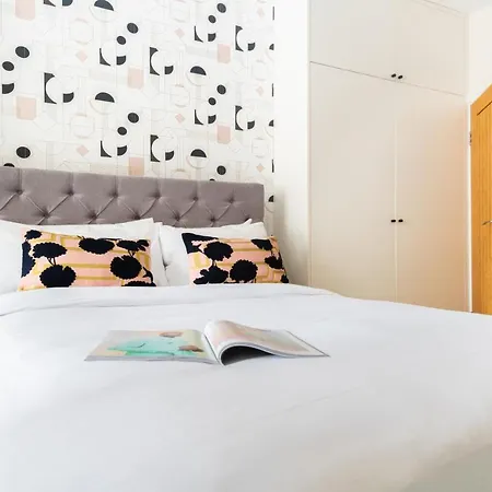 The Chelsea Arms - Bright 3bdr With Garden & Private Parking Apartment