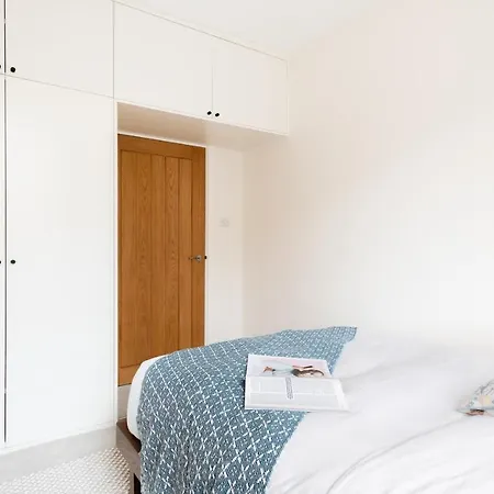 The Chelsea Arms - Bright 3bdr With Garden & Private Parking