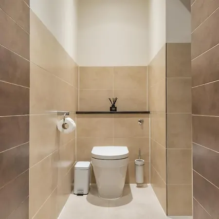 The Chelsea Arms - Bright 3bdr With Garden & Private Parking *