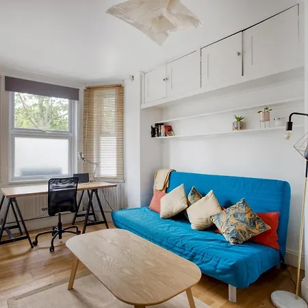 شقة Pass The Keys - Beautiful Stylish Flat In South West لندن