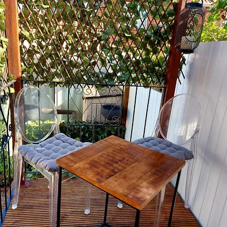 アパート Pretty With A Private Terrace