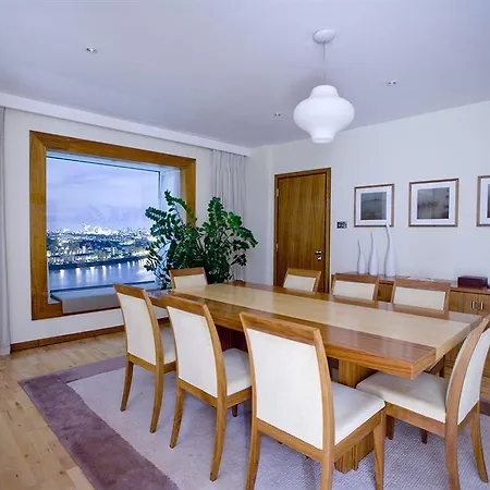 Otel Canary Riverside Plaza Londra