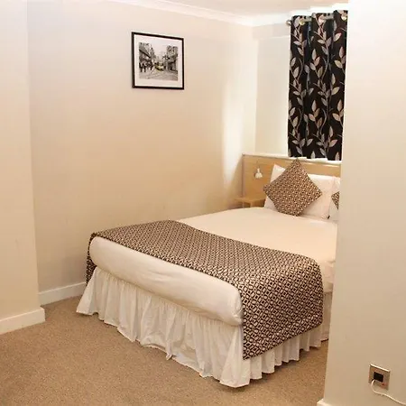 Oyo Lansdowne 2* Croydon kerület